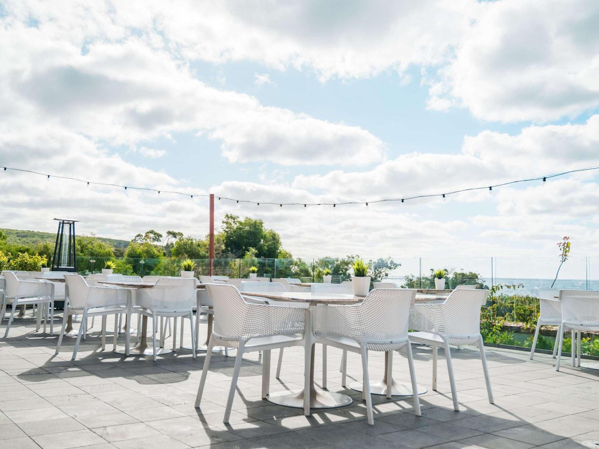 Pullman Bunker Bay Resort Margaret River Dunsborough Exteriér fotografie The rooftop terrace at the National Maritime Museum