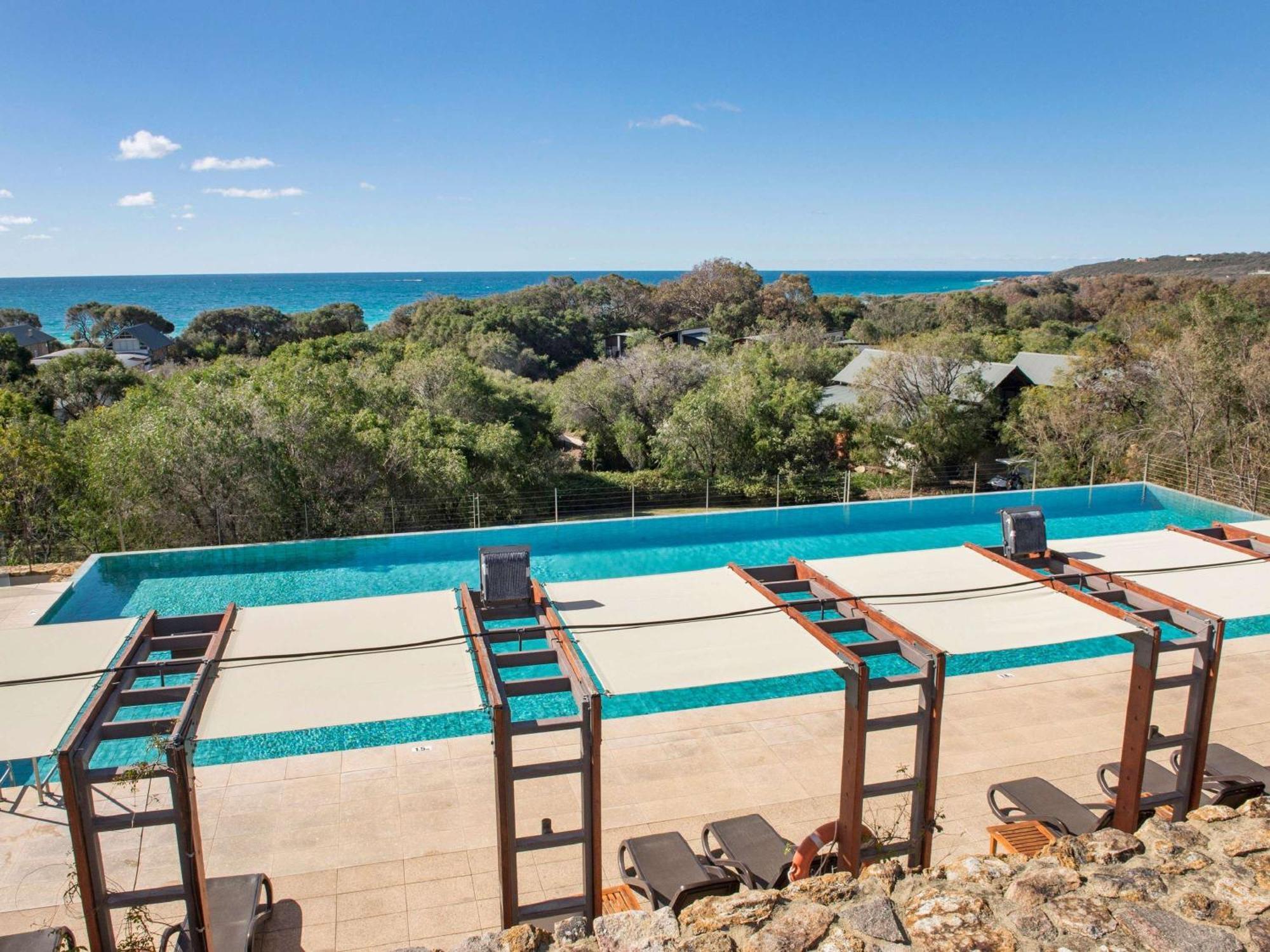 Pullman Bunker Bay Resort Margaret River Dunsborough Exteriér fotografie The pool at the Cape