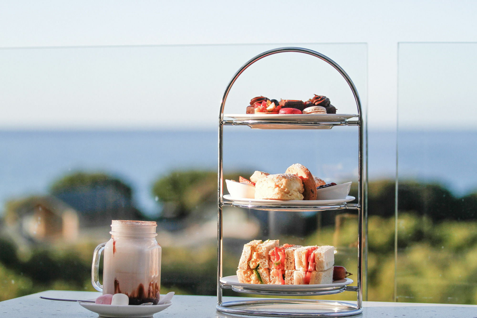 Pullman Bunker Bay Resort Margaret River Dunsborough Exteriér fotografie Afternoon tea at the Cape of Good Hope